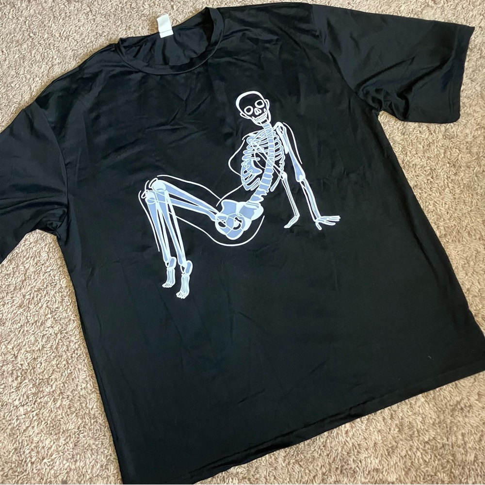 NEW BLACK SKELETON GIRL PIN UP TEE SHIRT